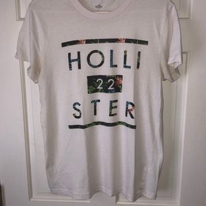 White plus floral print Hollister T-shirt